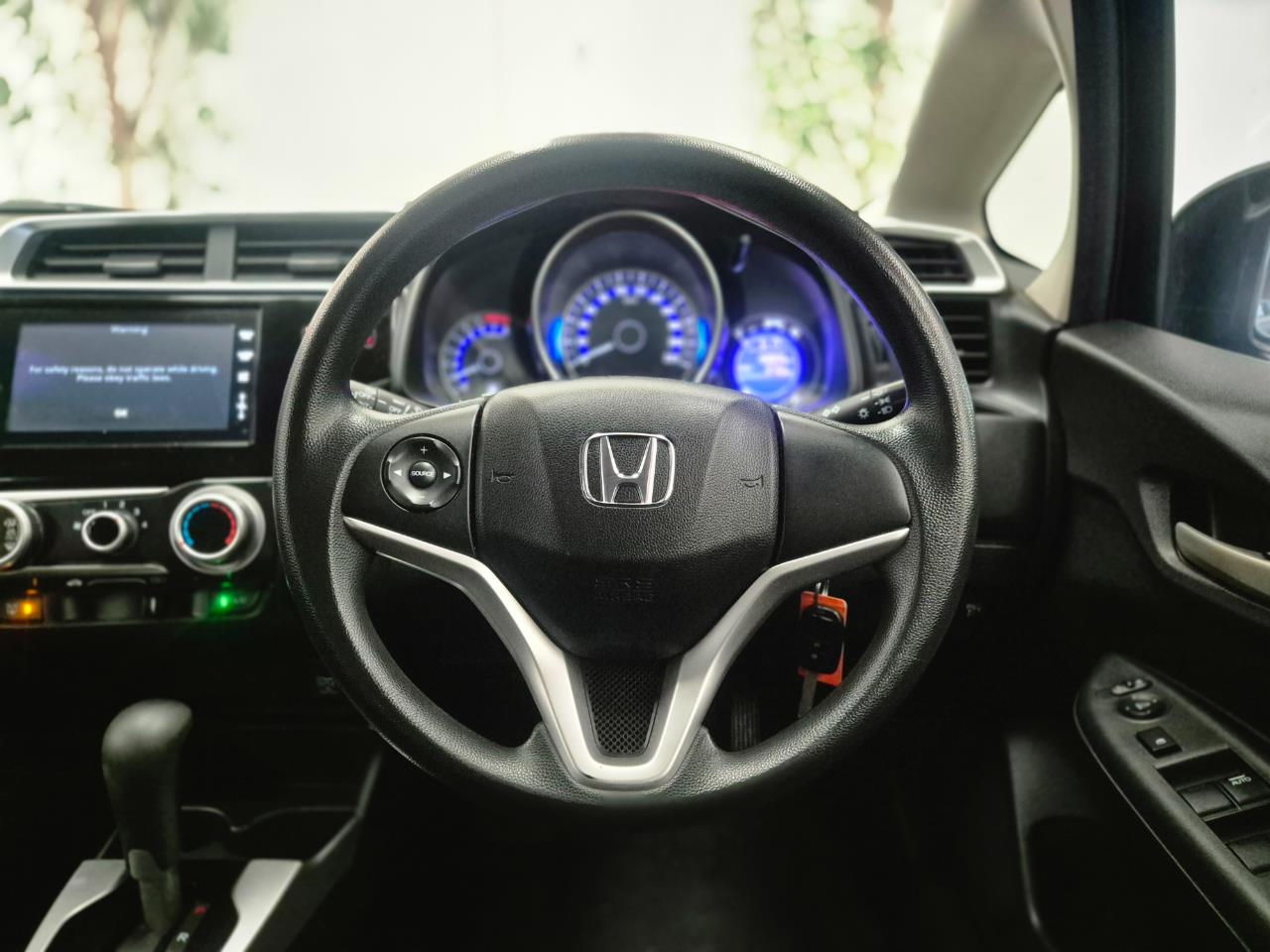 2016 Honda Jazz thumbnail