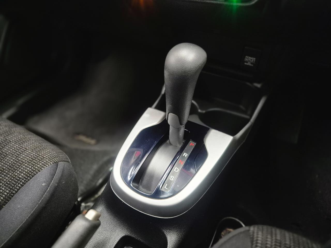 2016 Honda Jazz thumbnail