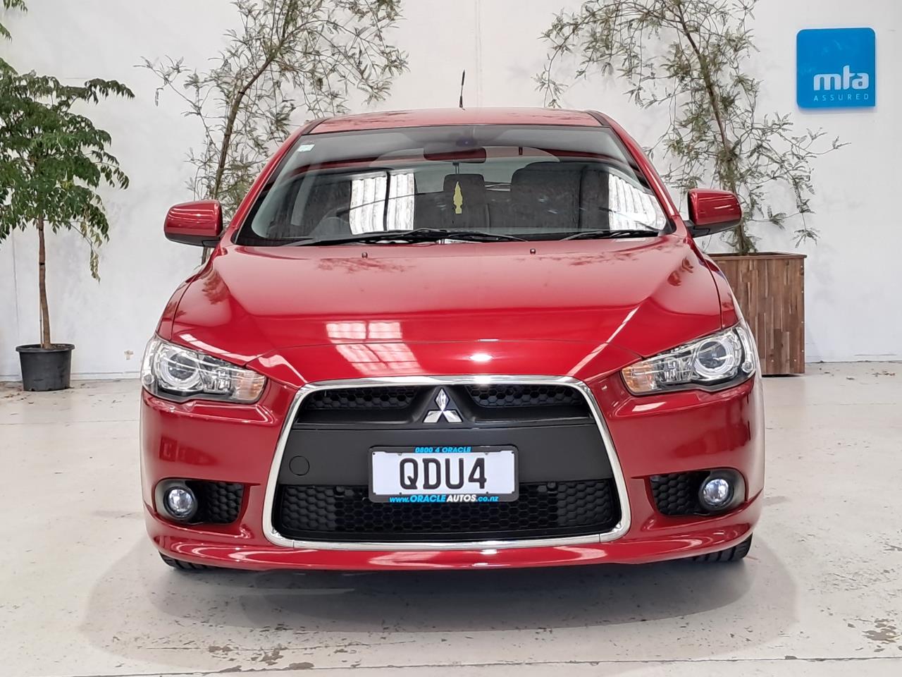 2013 Mitsubishi Galant thumbnail