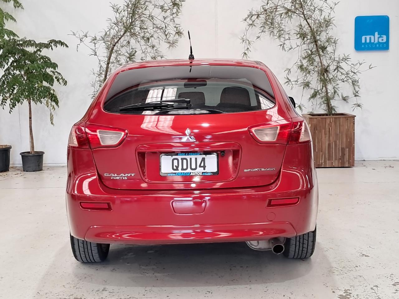 2013 Mitsubishi Galant thumbnail