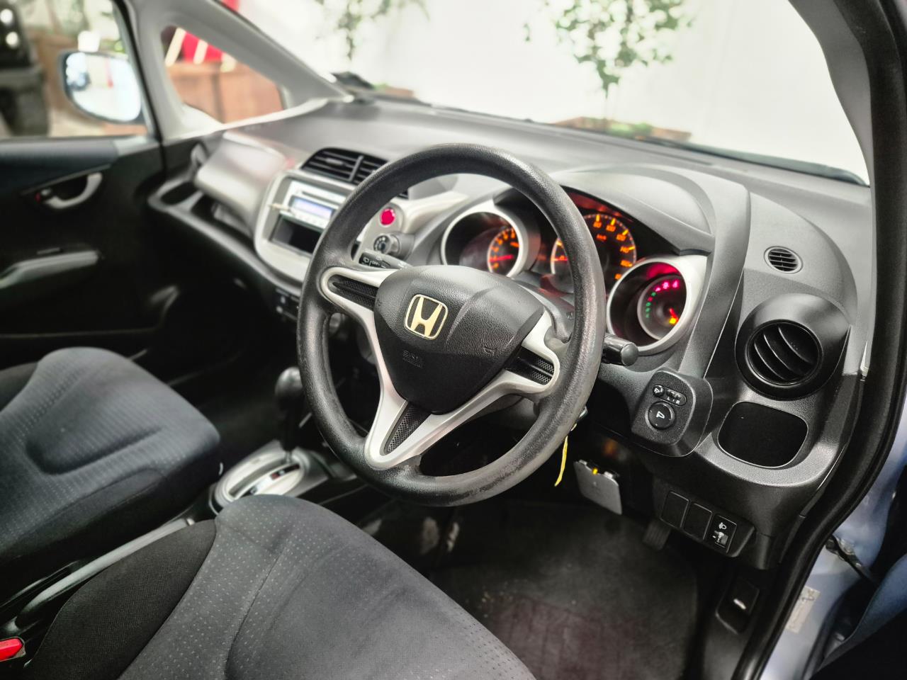 2008 Honda Fit thumbnail