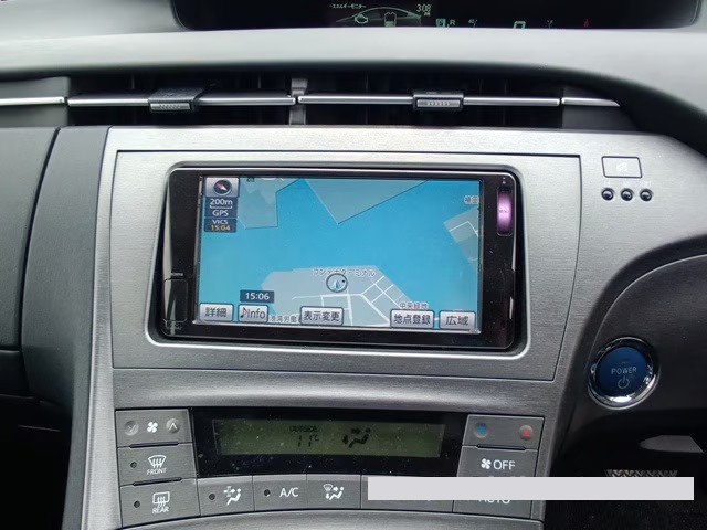 2013 Toyota Prius thumbnail