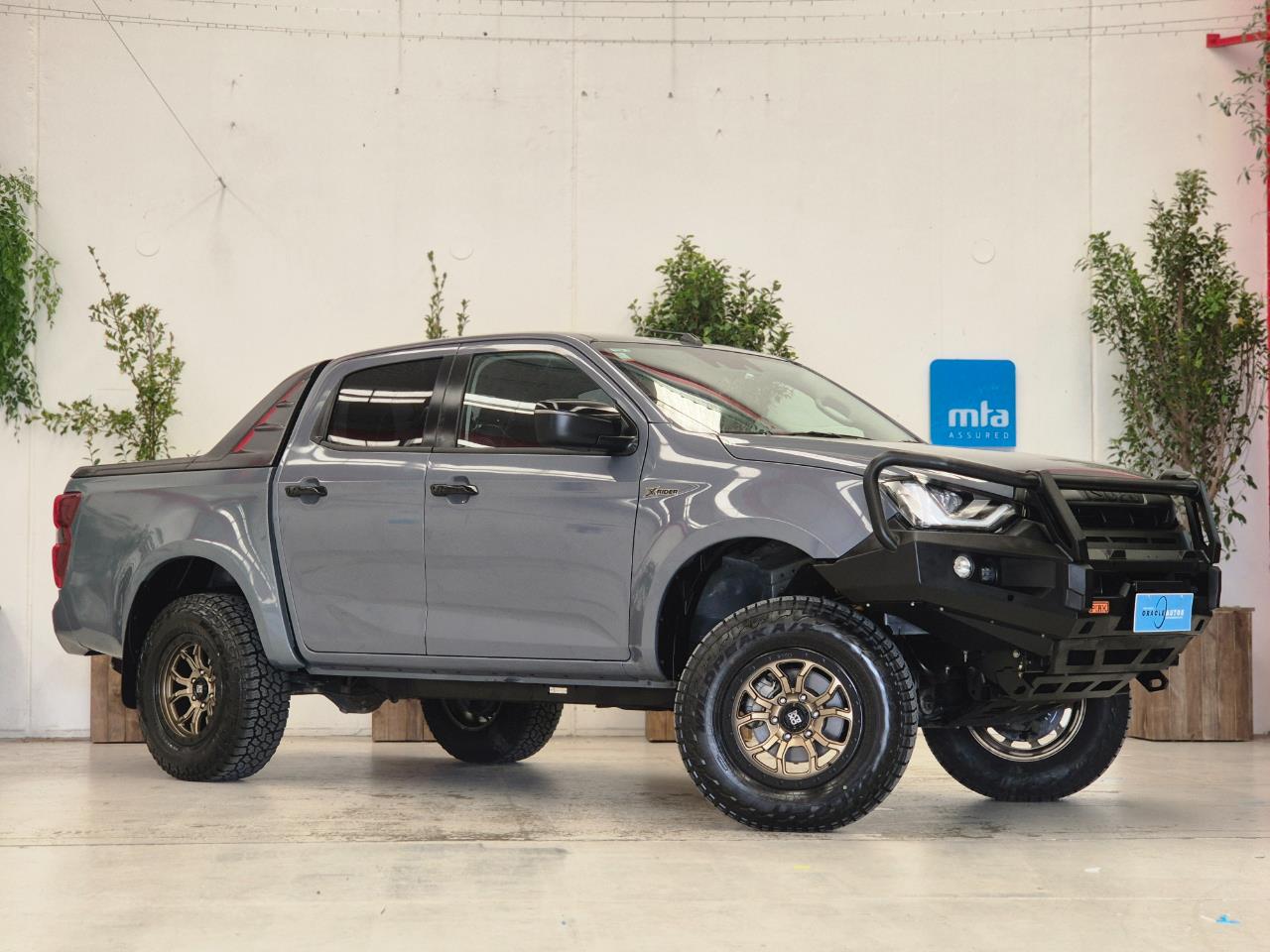 2023 Isuzu D-Max thumbnail