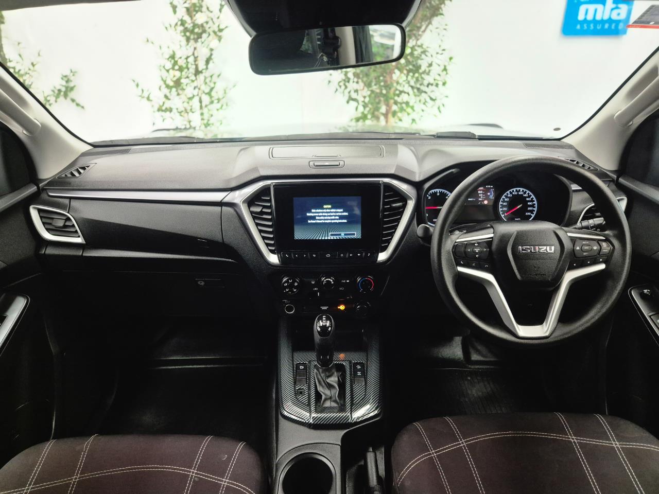 2023 Isuzu D-Max thumbnail
