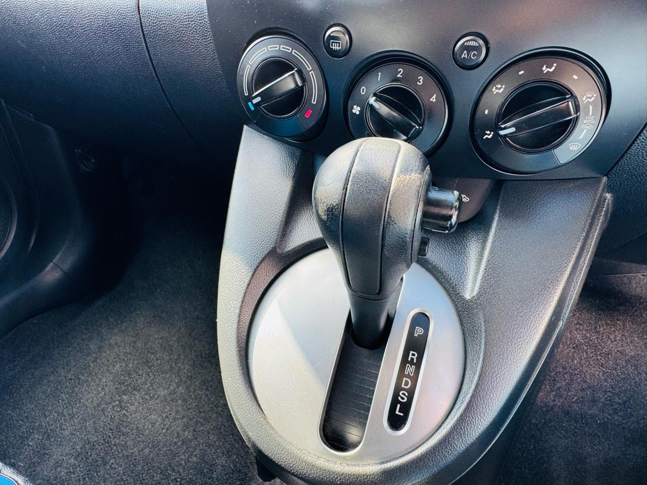 2008 Mazda Demio thumbnail