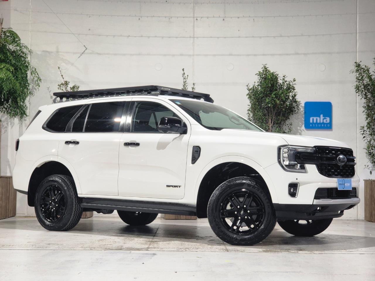 2023 Ford Everest thumbnail