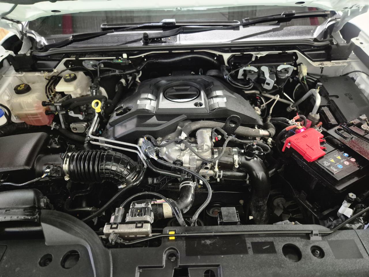 2023 Ford Everest thumbnail