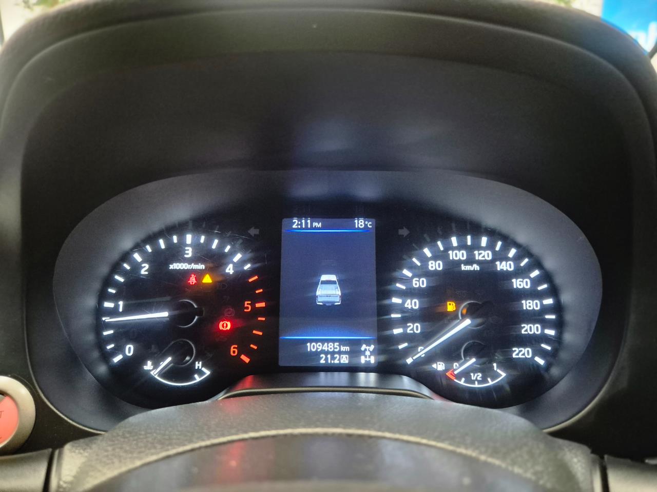 2020 Nissan Navara thumbnail