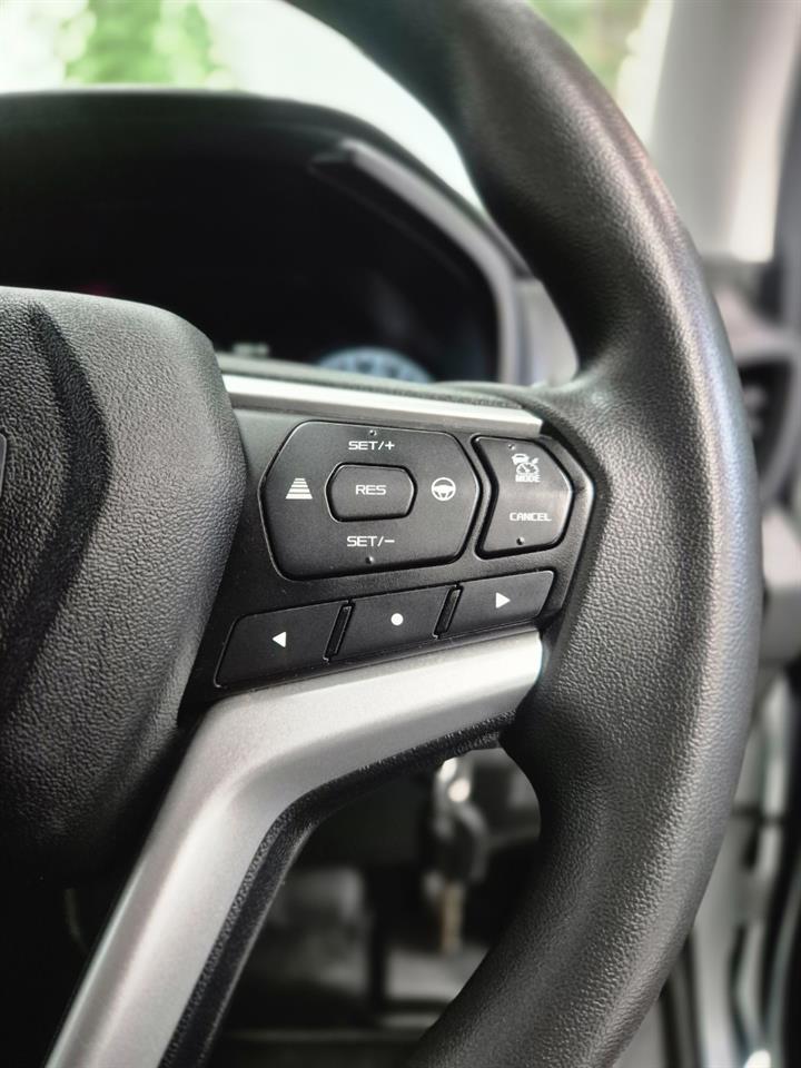 2023 Isuzu D-Max thumbnail