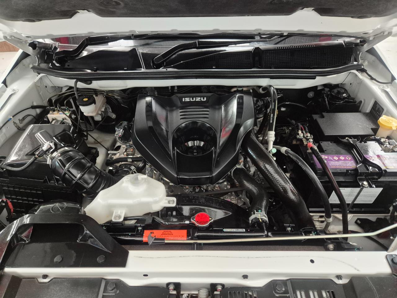 2023 Isuzu D-Max thumbnail