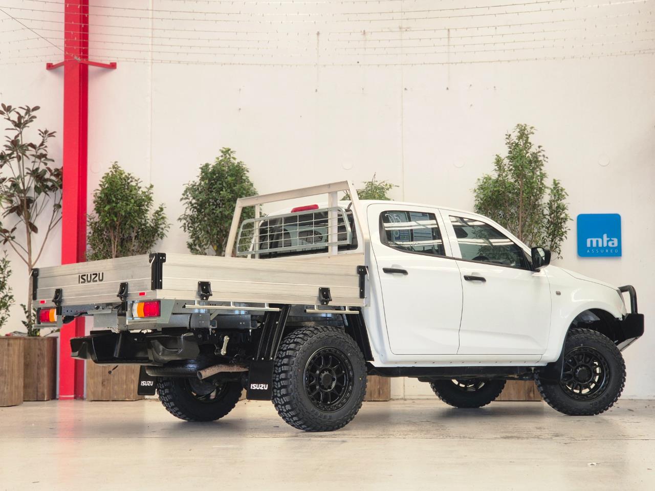 2023 Isuzu D-Max thumbnail