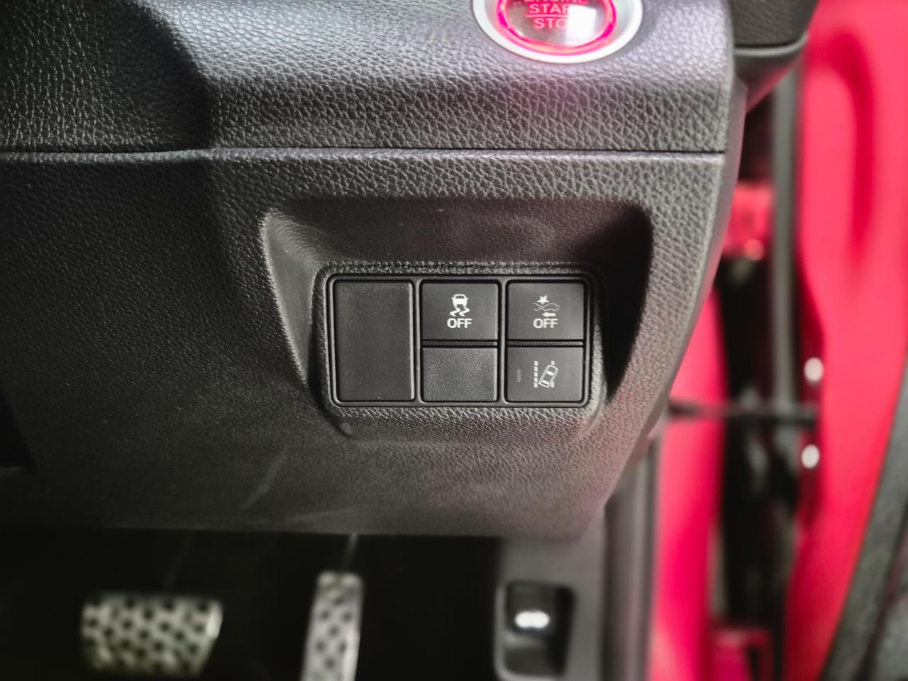 2017 Honda Civic thumbnail