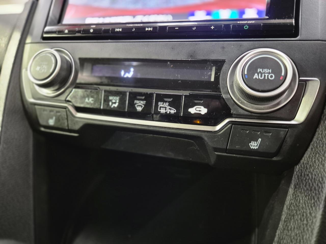 2017 Honda Civic thumbnail