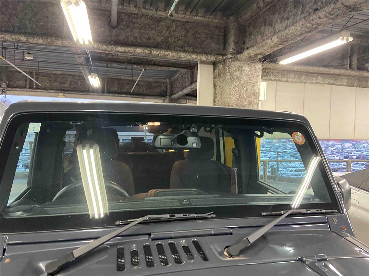 2017 Jeep WRANGLER thumbnail