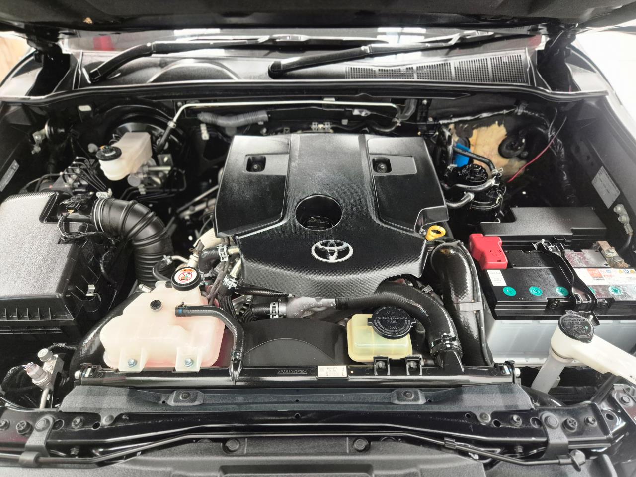 2018 Toyota Hilux thumbnail