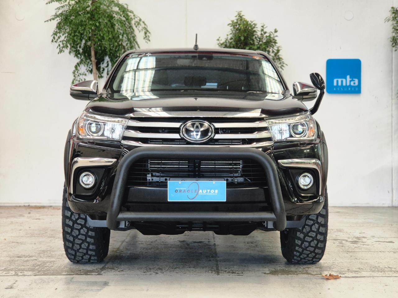 2018 Toyota Hilux thumbnail