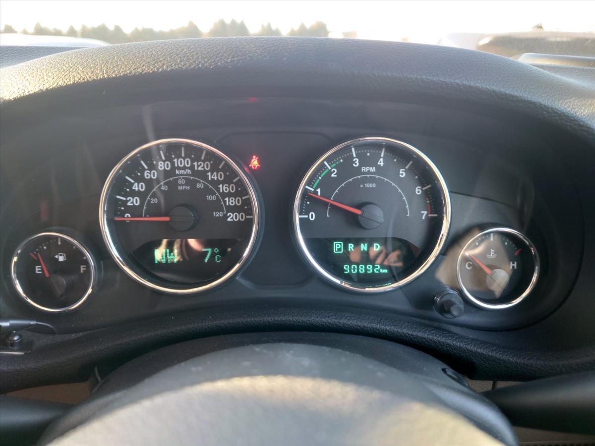 2016 Jeep JEEP thumbnail