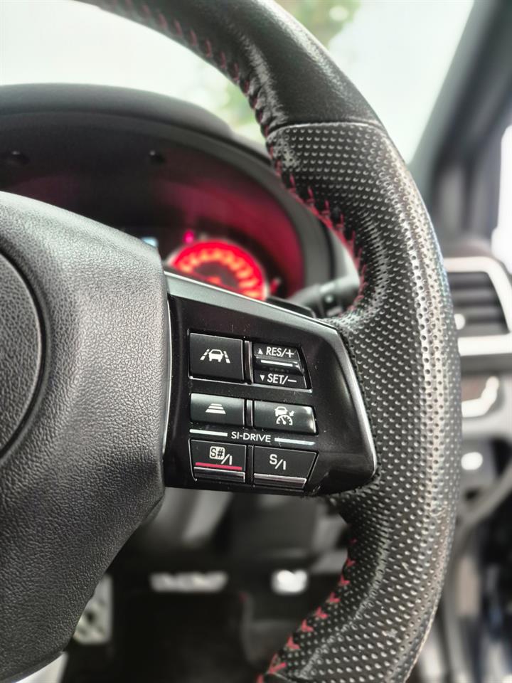 2014 Subaru WRX thumbnail