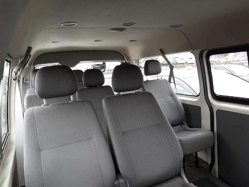 2006 Toyota Hiace thumbnail