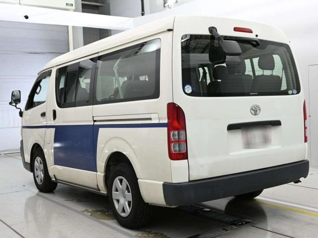 2006 Toyota Hiace thumbnail