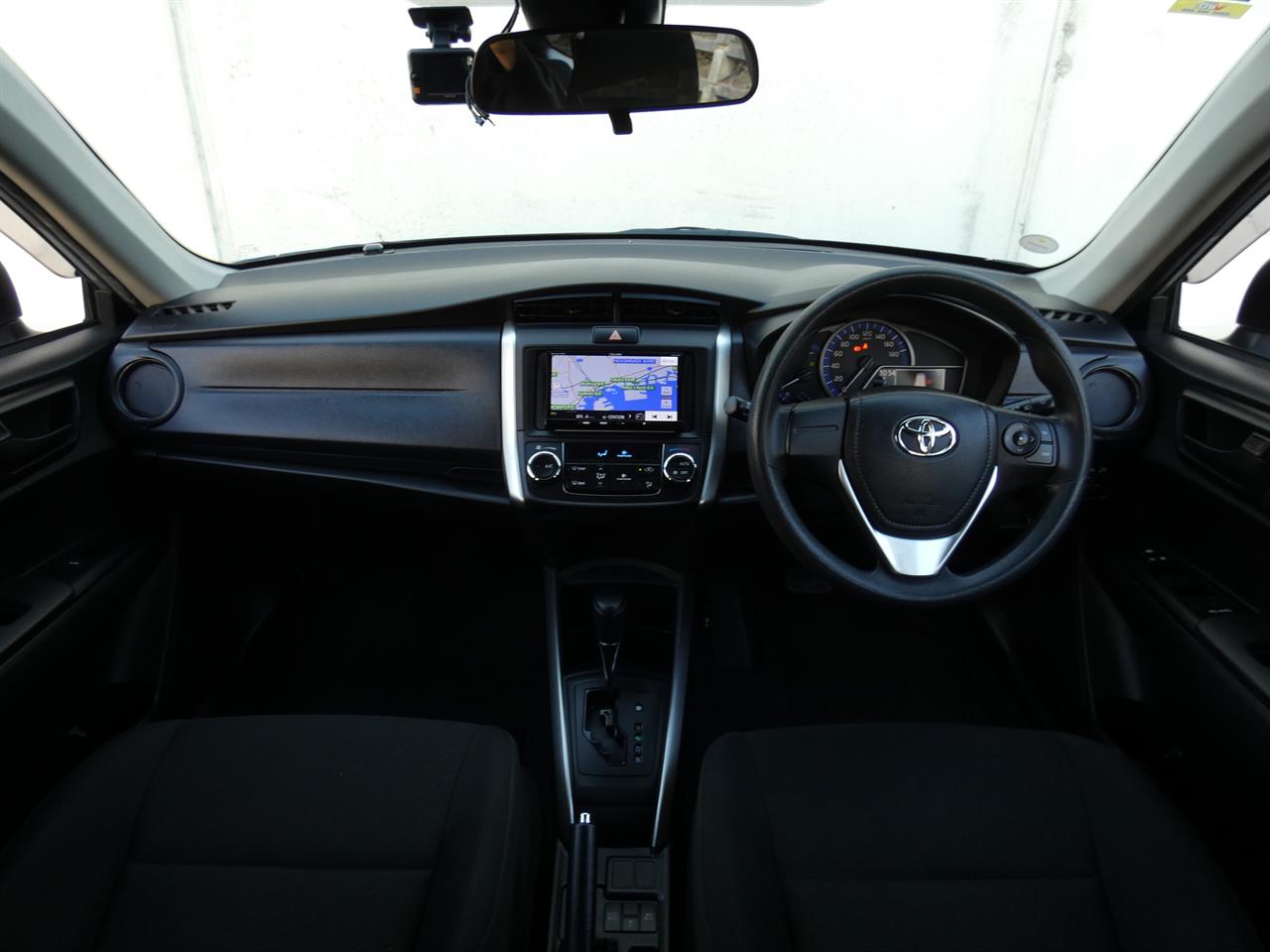2021 Toyota COROLLA thumbnail