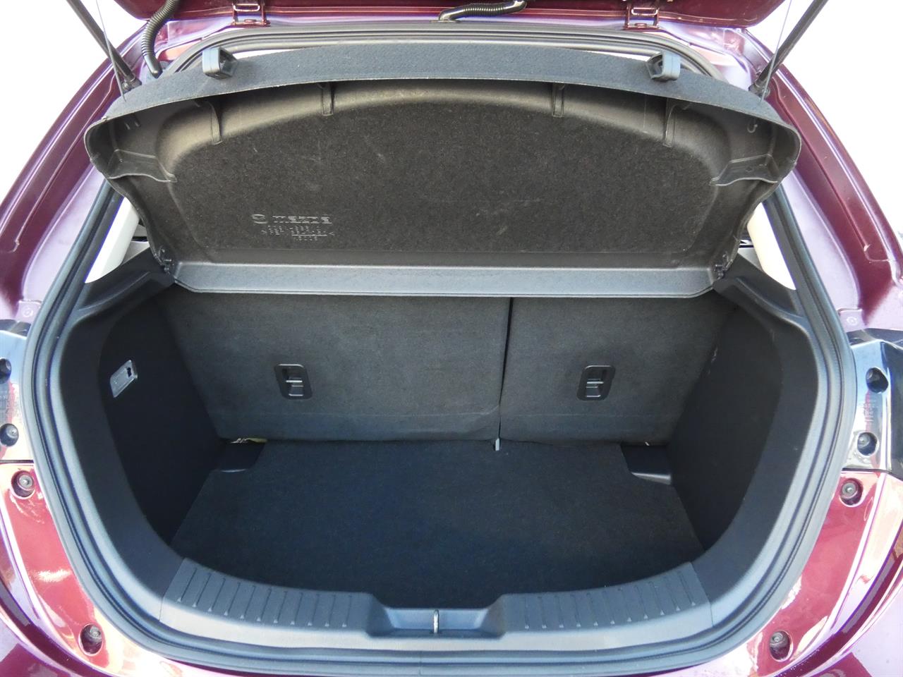 2018 Mazda DEMIO thumbnail