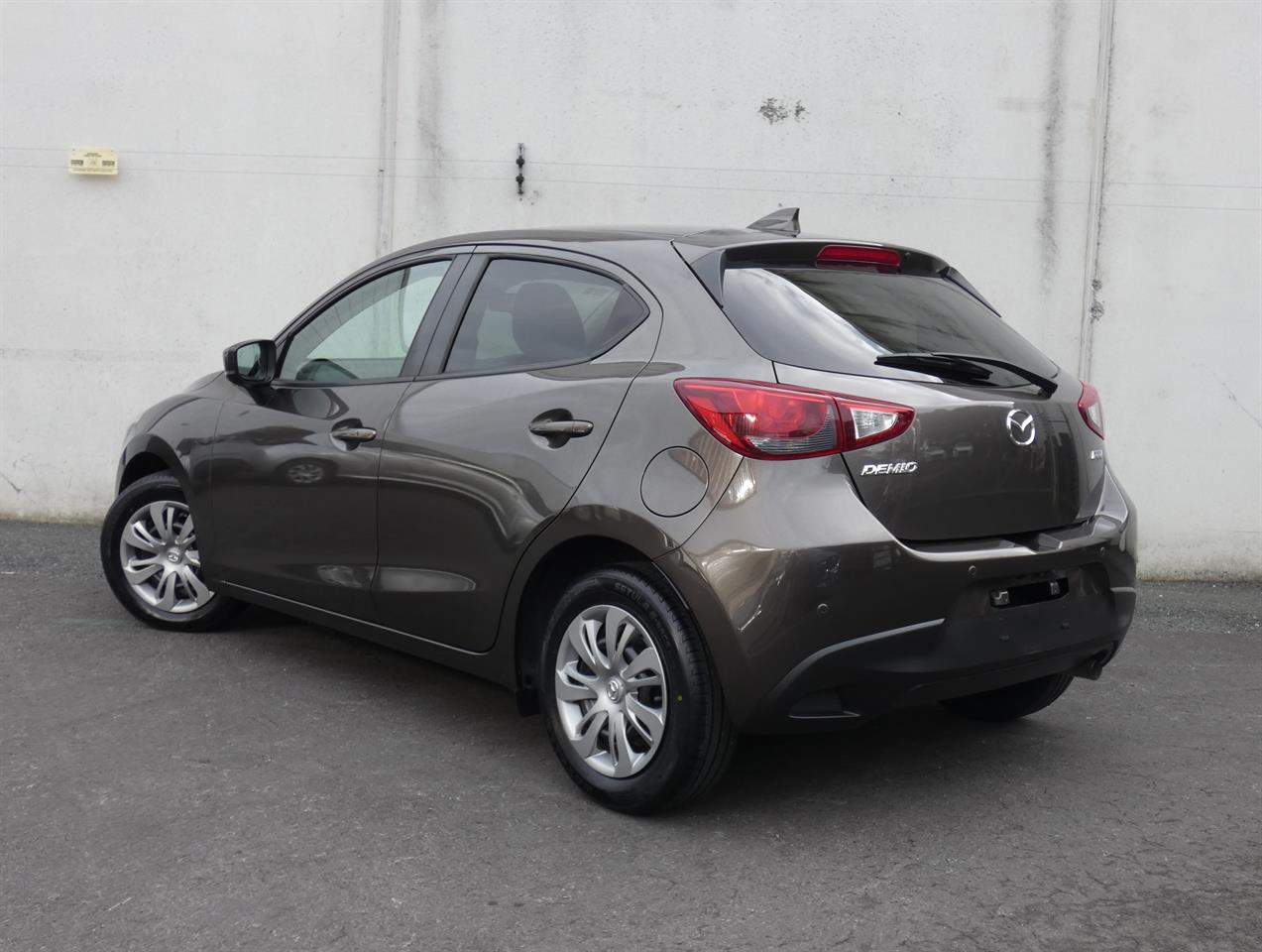 2018 Mazda DEMIO thumbnail