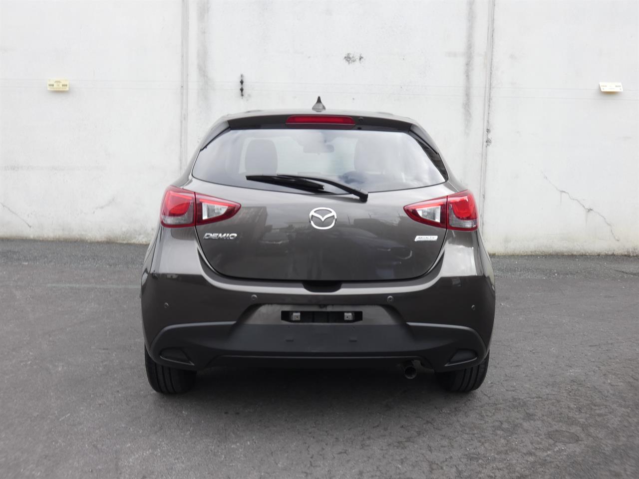2018 Mazda DEMIO thumbnail