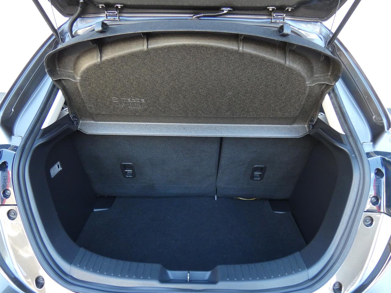 2017 Mazda DEMIO thumbnail