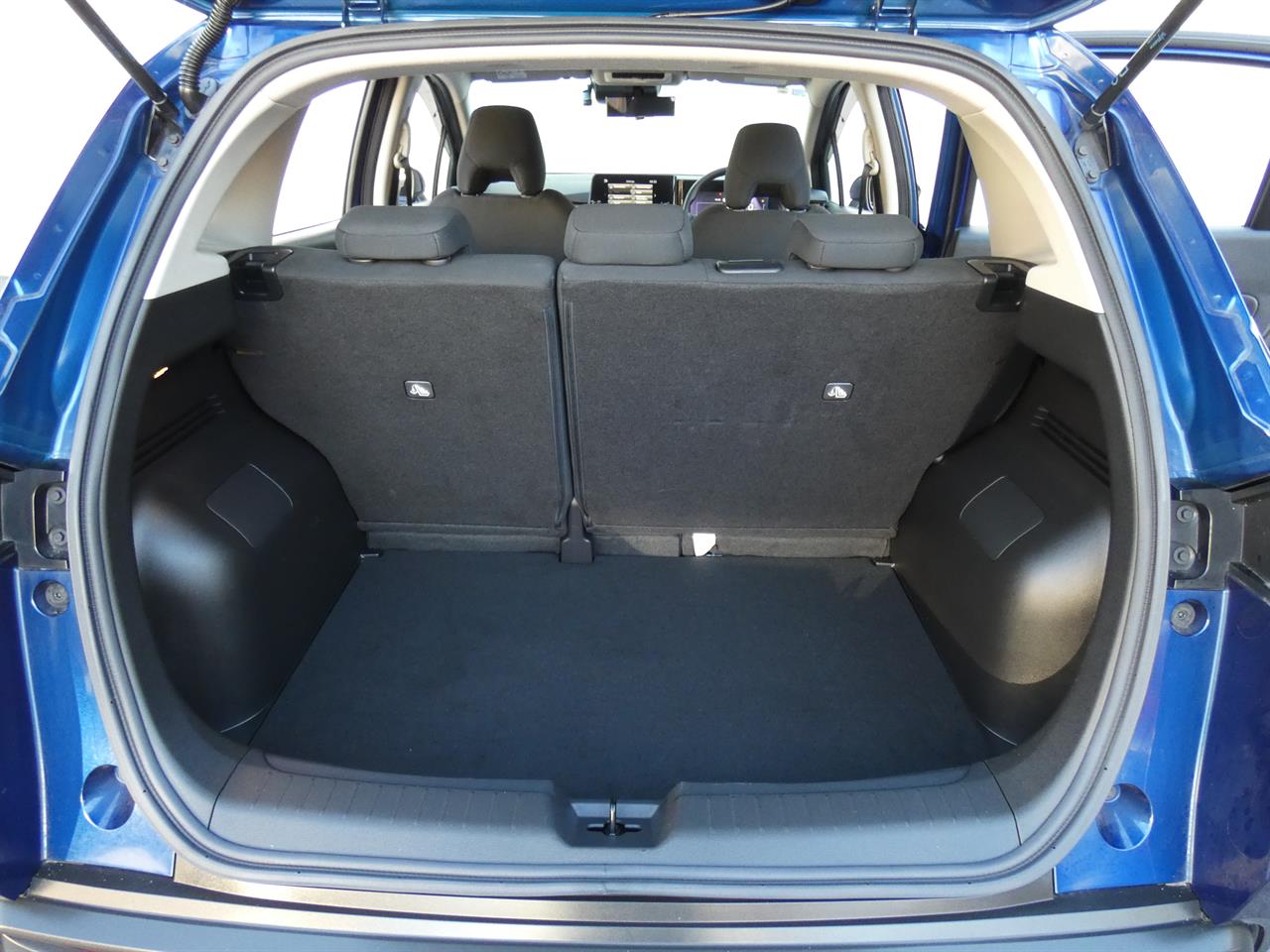 2021 Nissan NOTE thumbnail