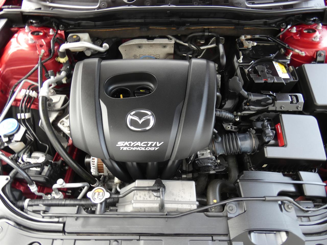 2016 Mazda AXELA thumbnail