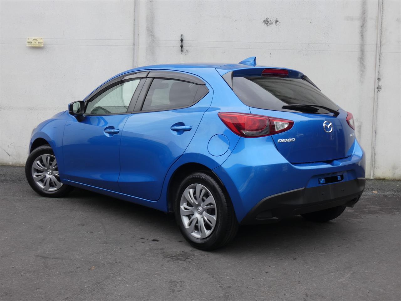 2018 Mazda DEMIO thumbnail
