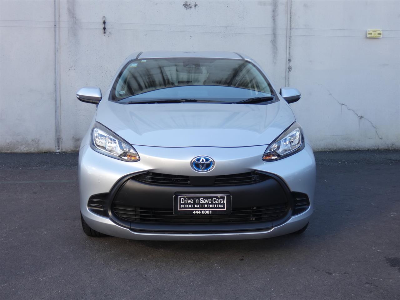 2022 Toyota AQUA thumbnail