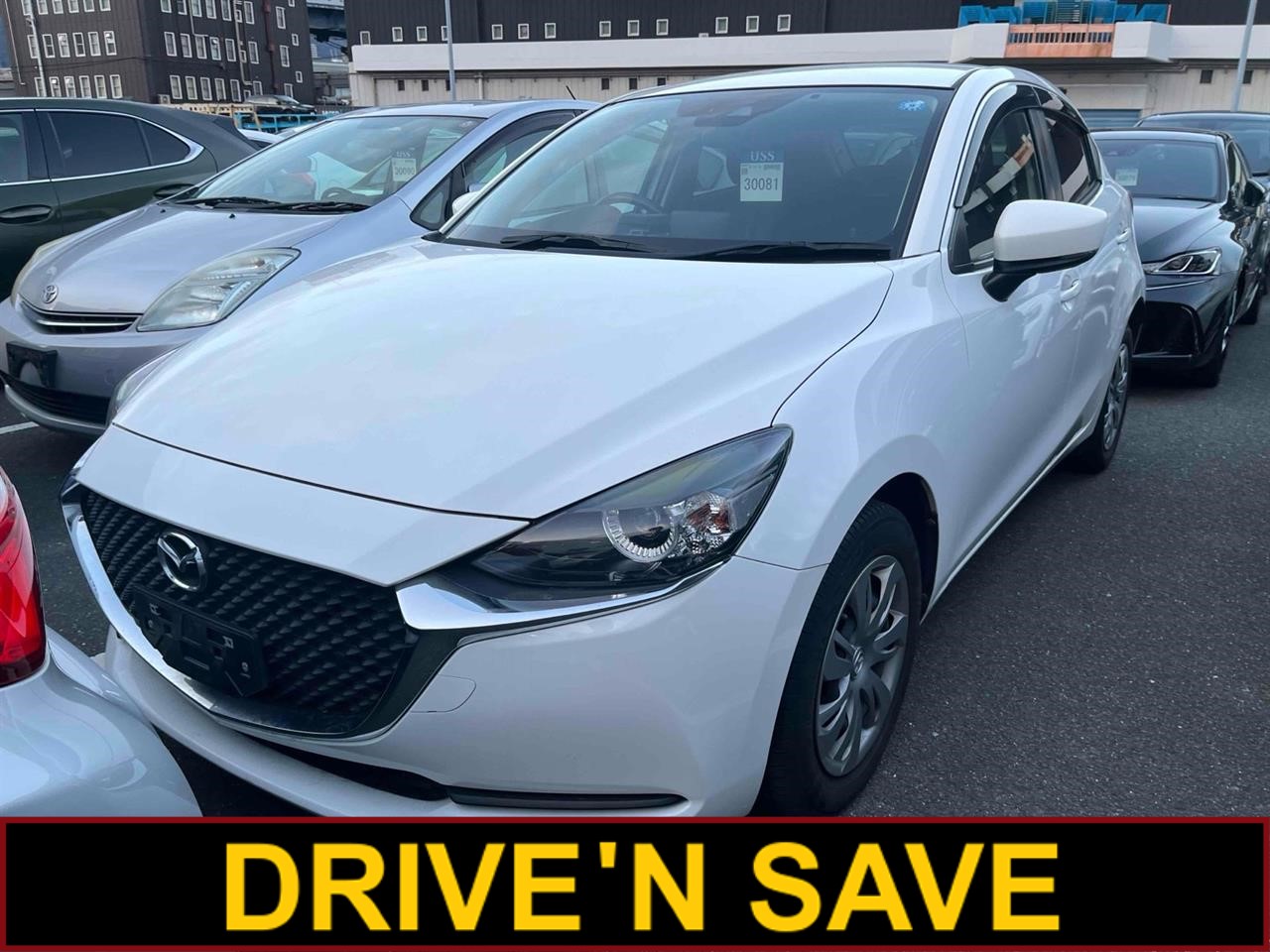 2021 Mazda 2 thumbnail