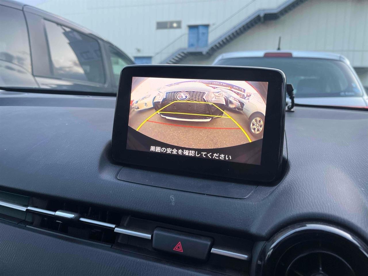 2021 Mazda 2 thumbnail