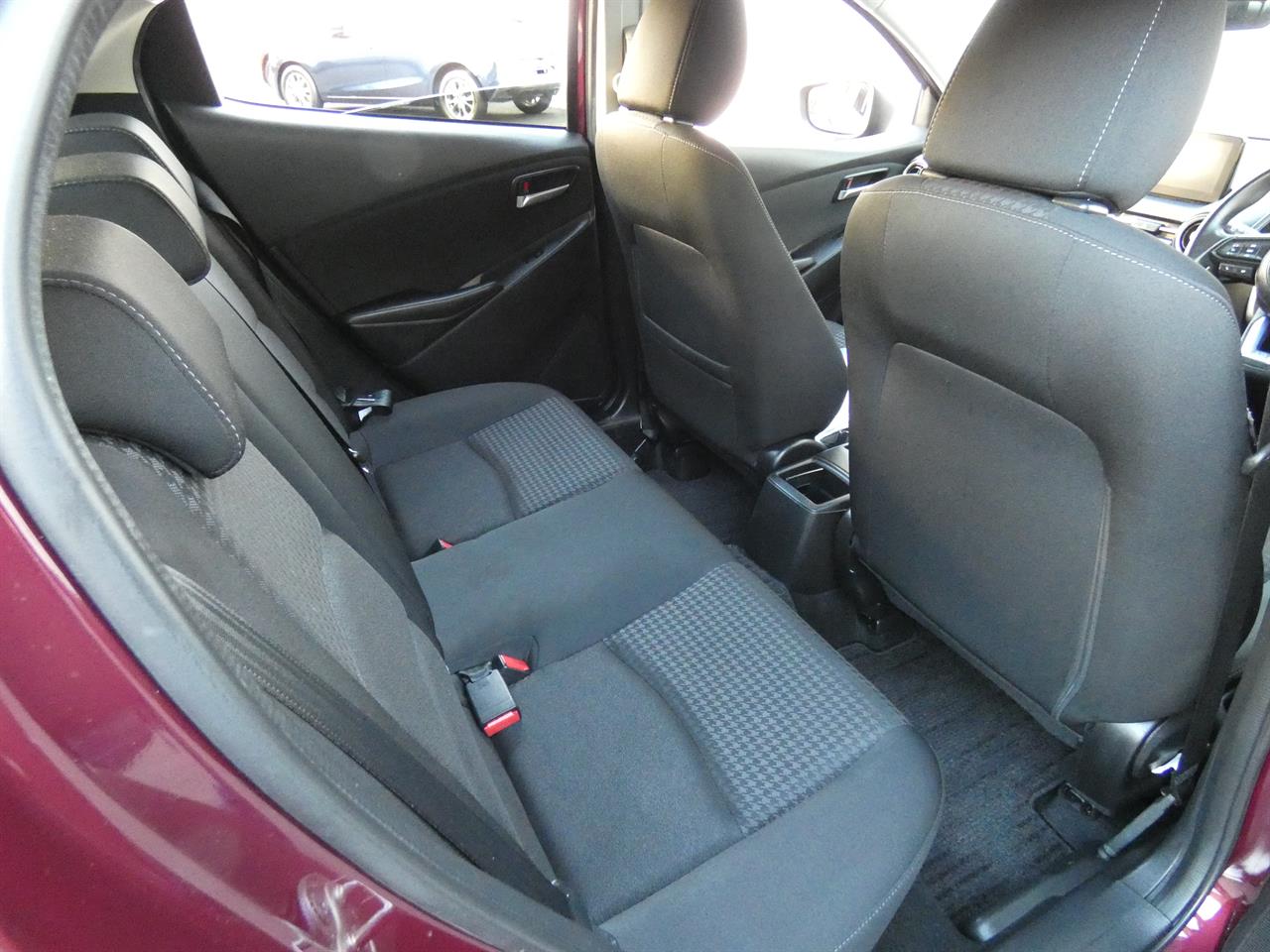2018 Mazda DEMIO thumbnail