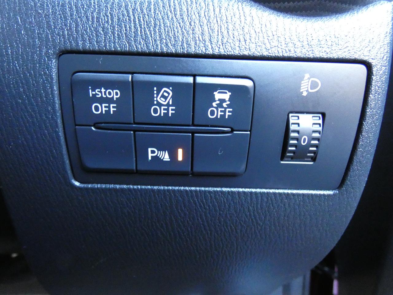 2018 Mazda DEMIO thumbnail