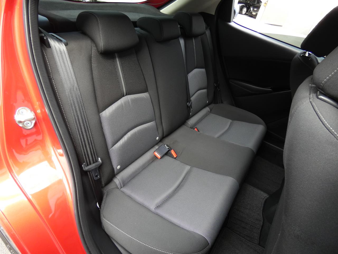 2017 Mazda DEMIO thumbnail