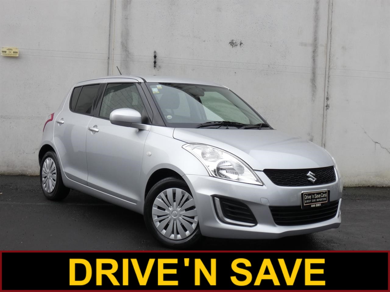 2015 Suzuki Swift thumbnail