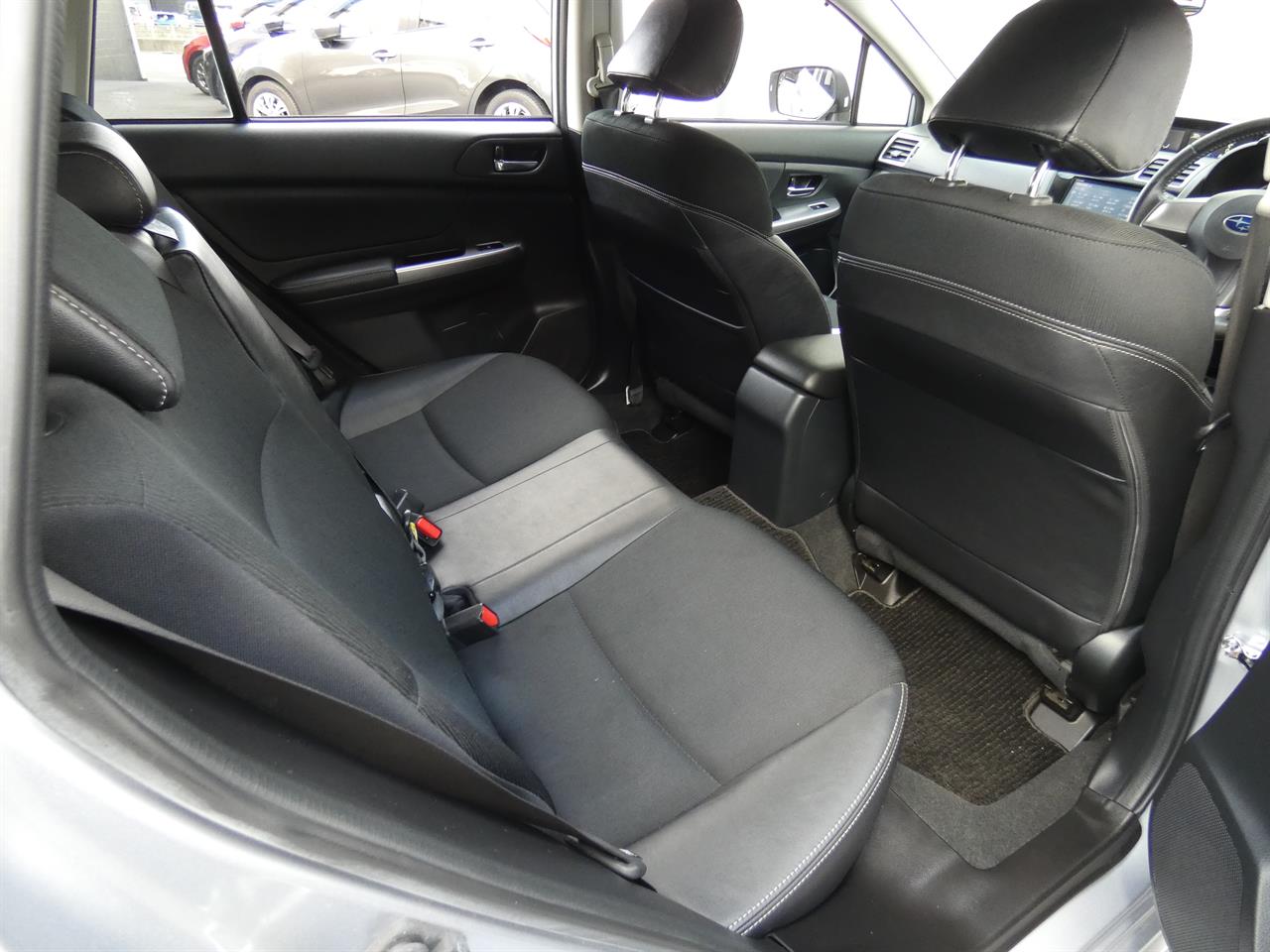 2016 Subaru IMPREZA thumbnail