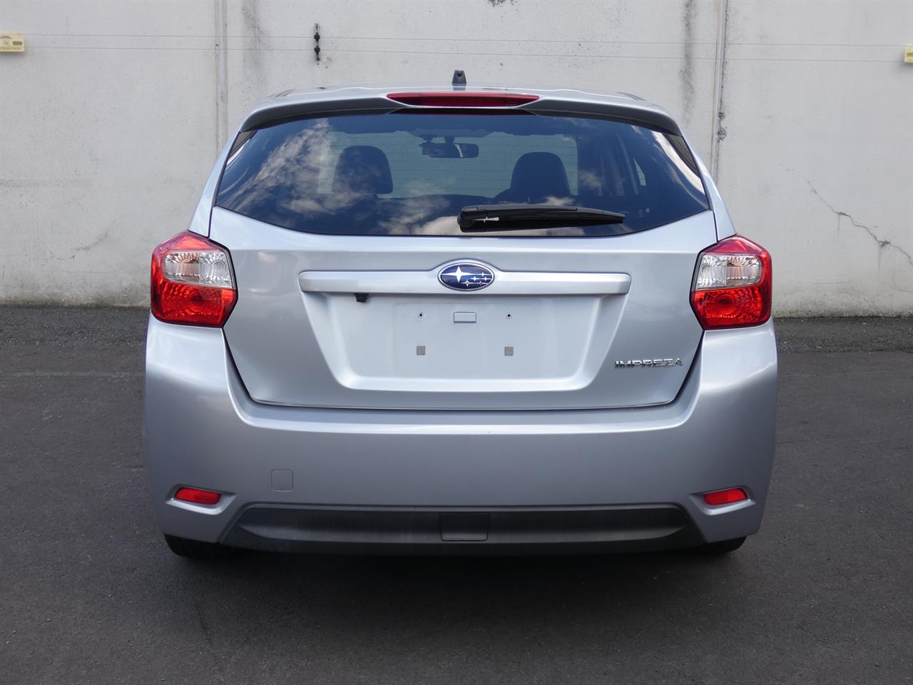 2016 Subaru IMPREZA thumbnail