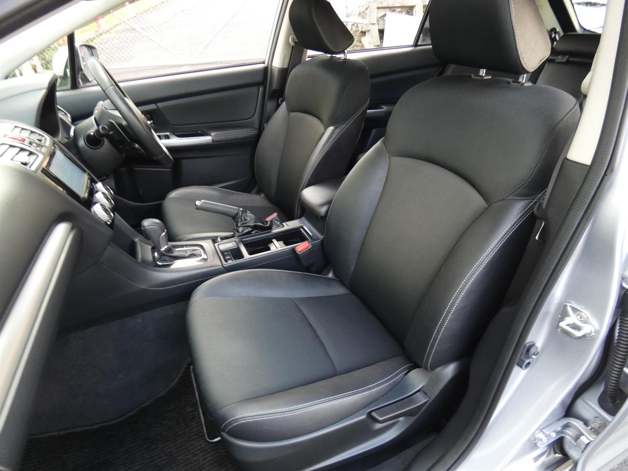 2016 Subaru IMPREZA thumbnail