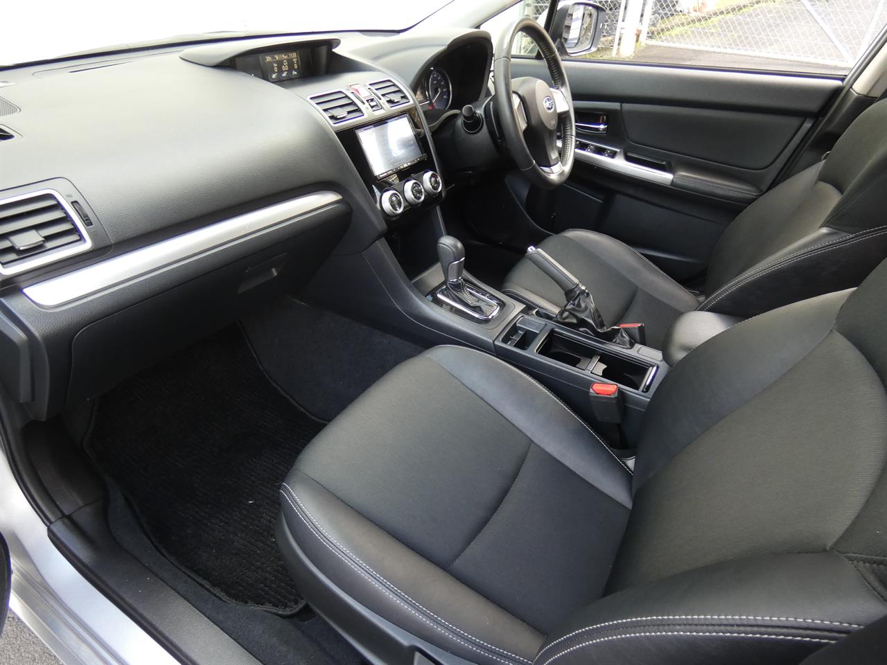 2016 Subaru IMPREZA thumbnail