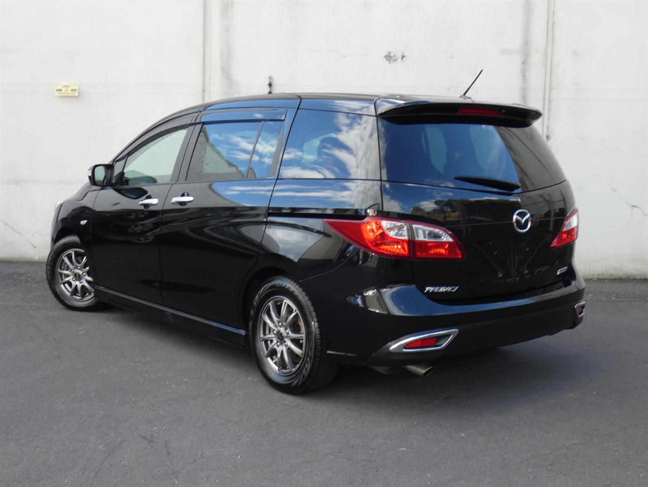 2016 Mazda Premacy thumbnail