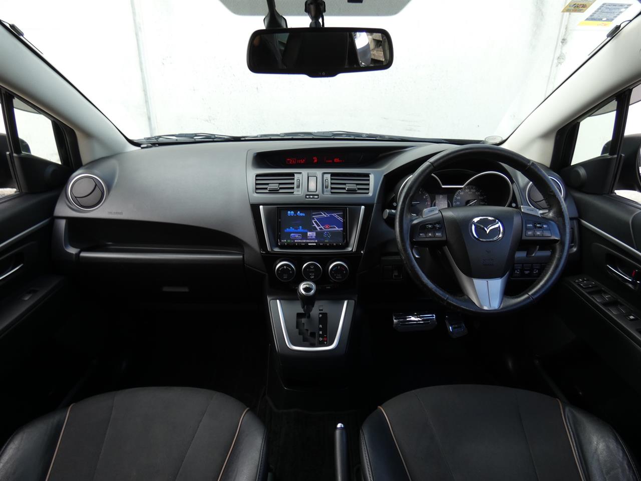 2016 Mazda Premacy thumbnail