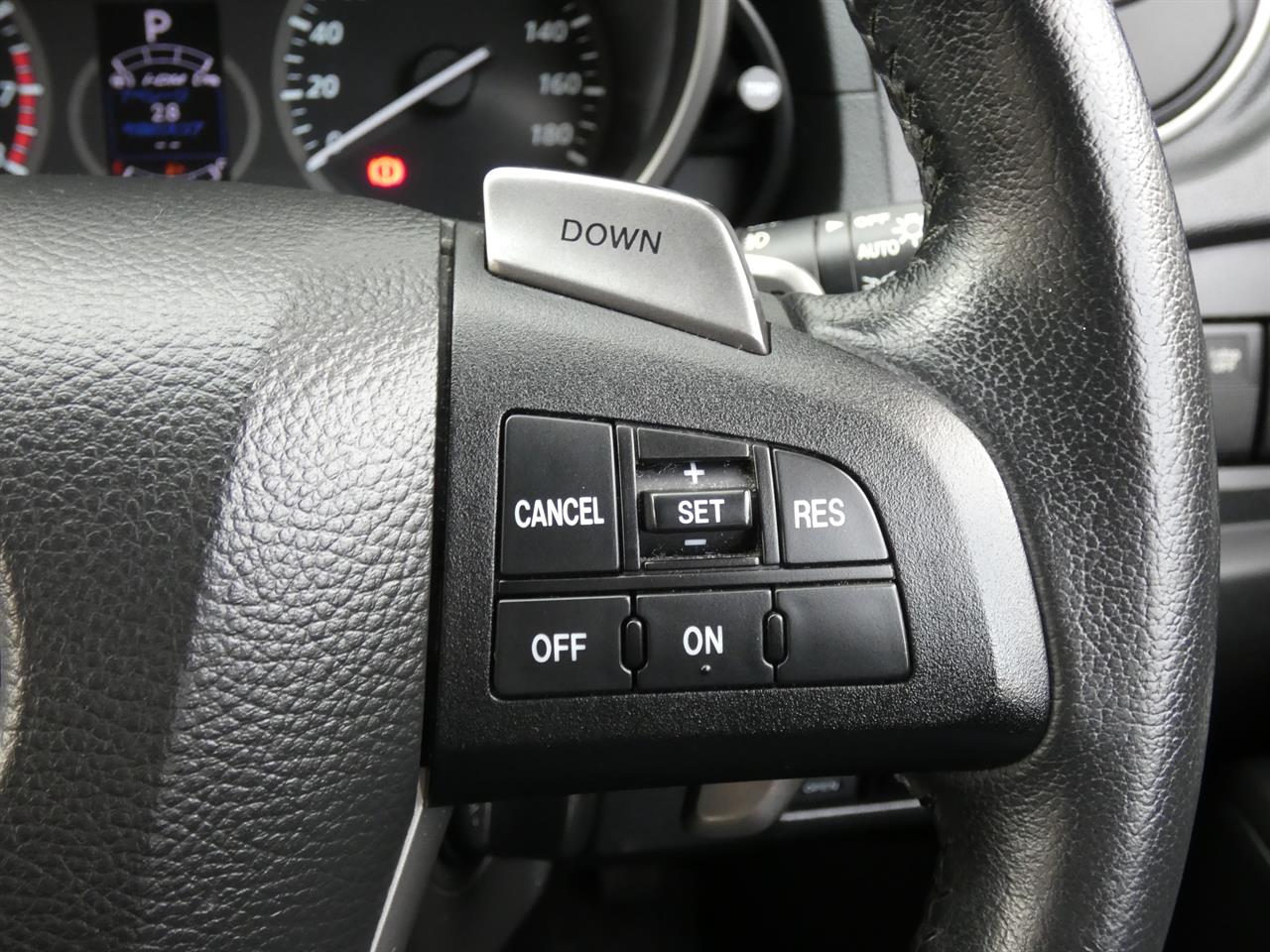 2016 Mazda Premacy thumbnail