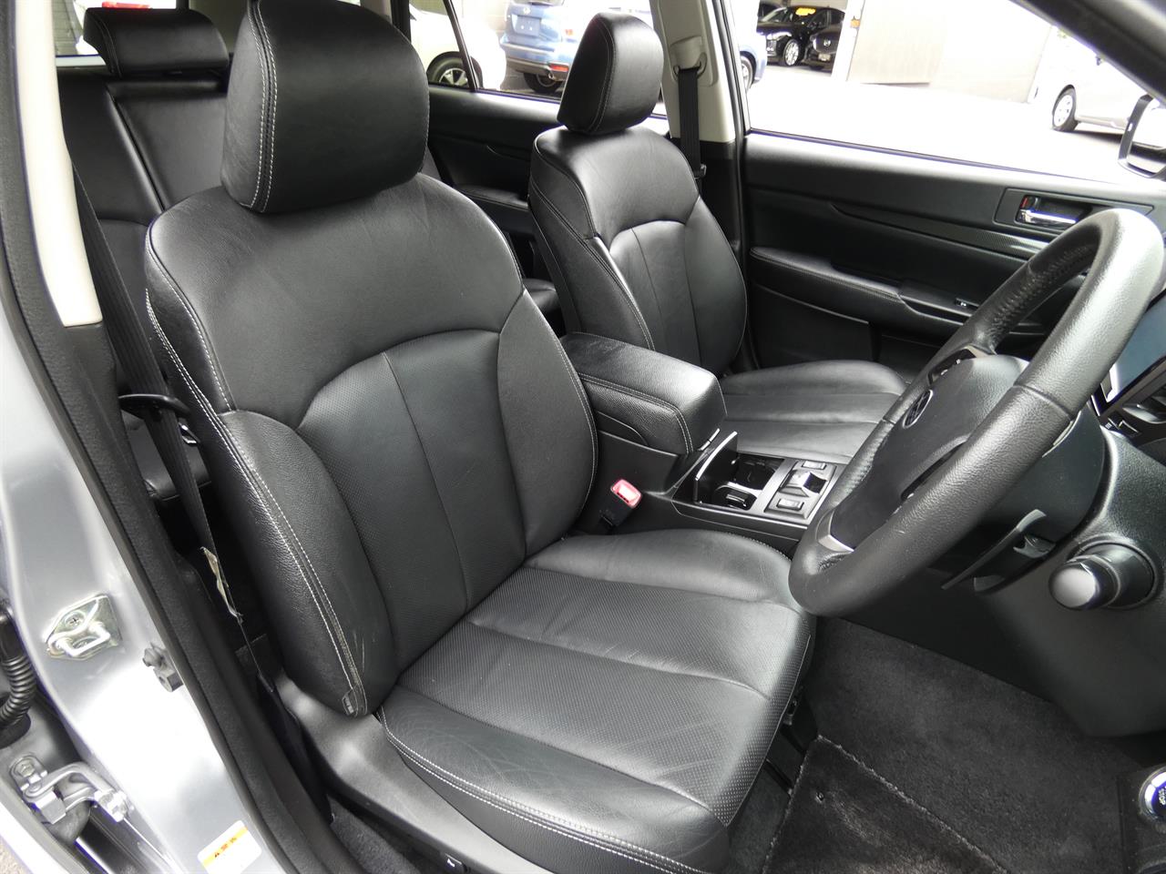 2014 Subaru Legacy thumbnail