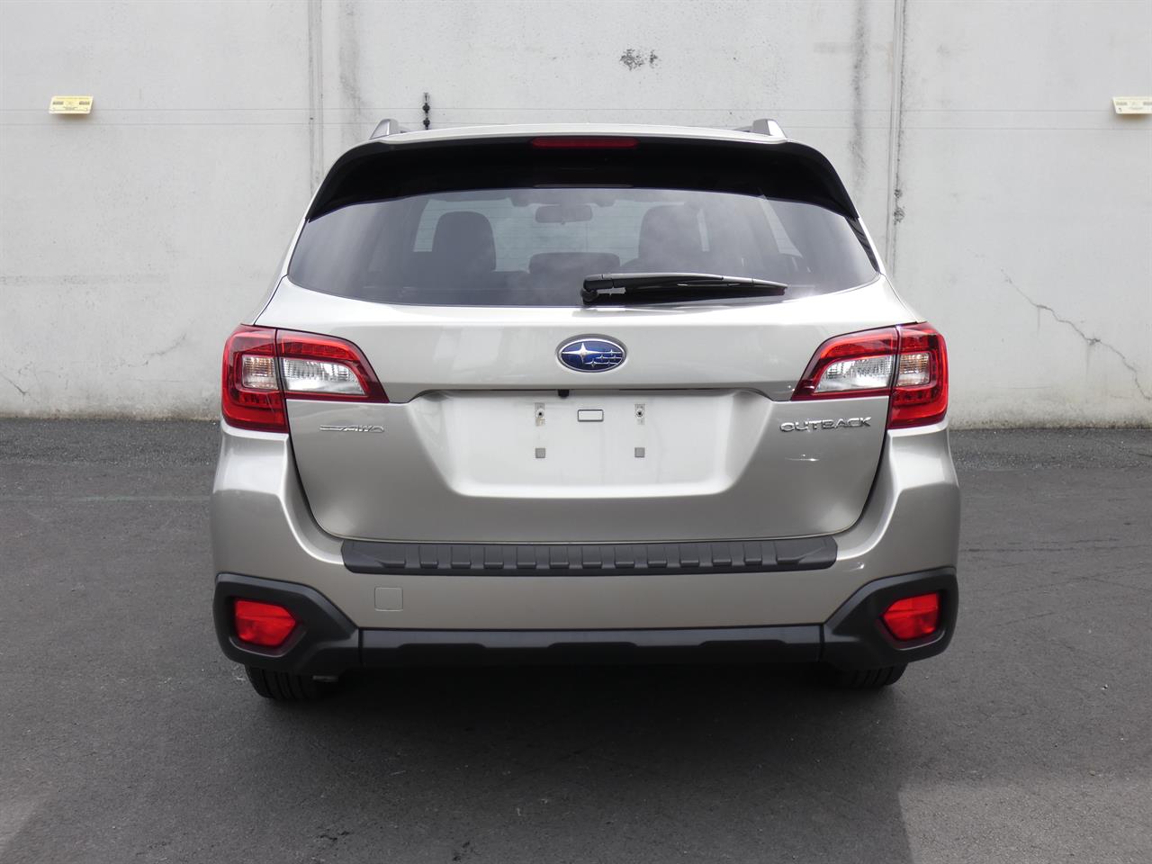 2015 Subaru OUTBACK thumbnail