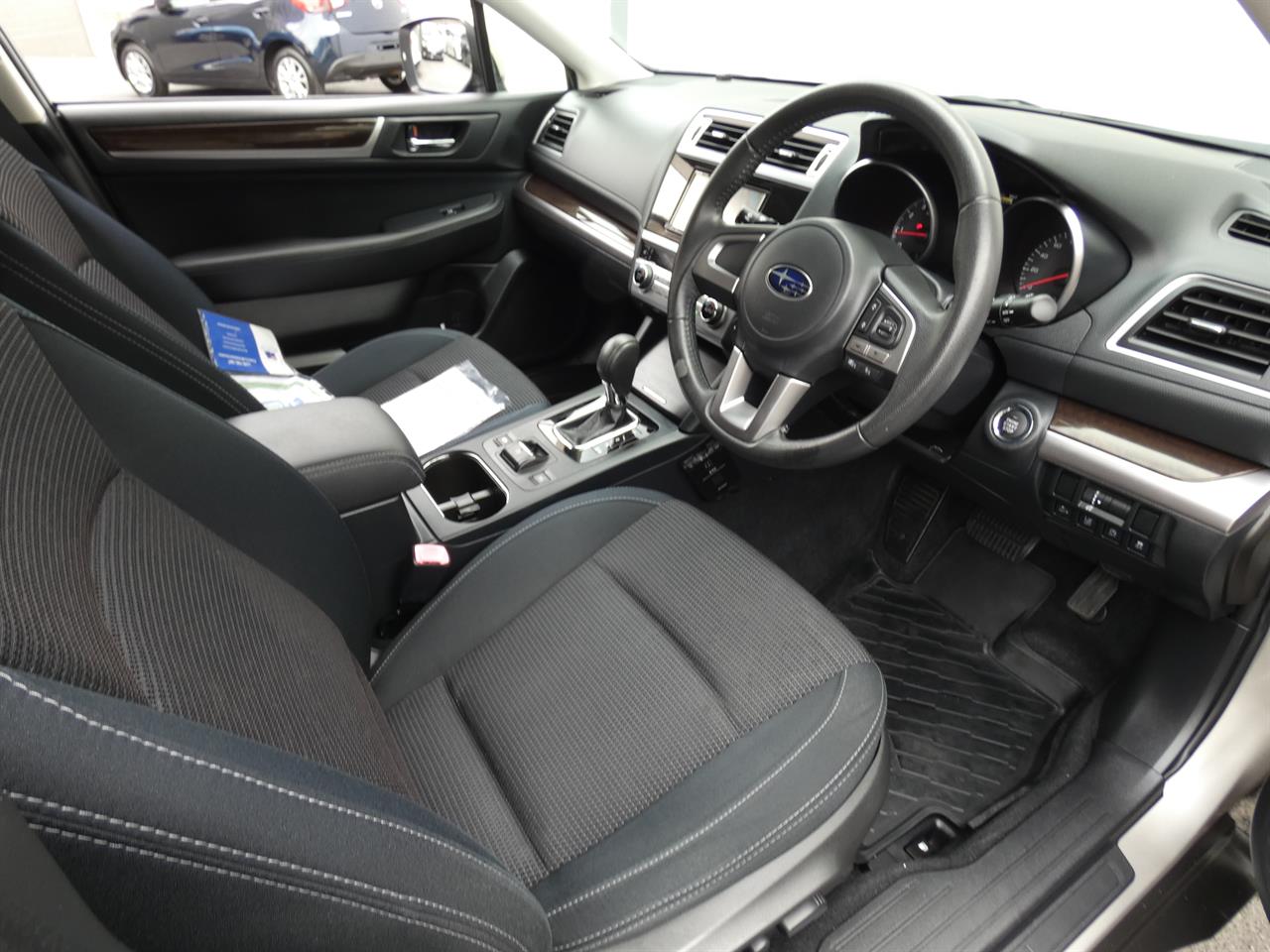 2015 Subaru OUTBACK thumbnail