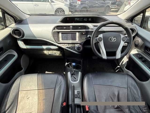 2013 Toyota Aqua thumbnail